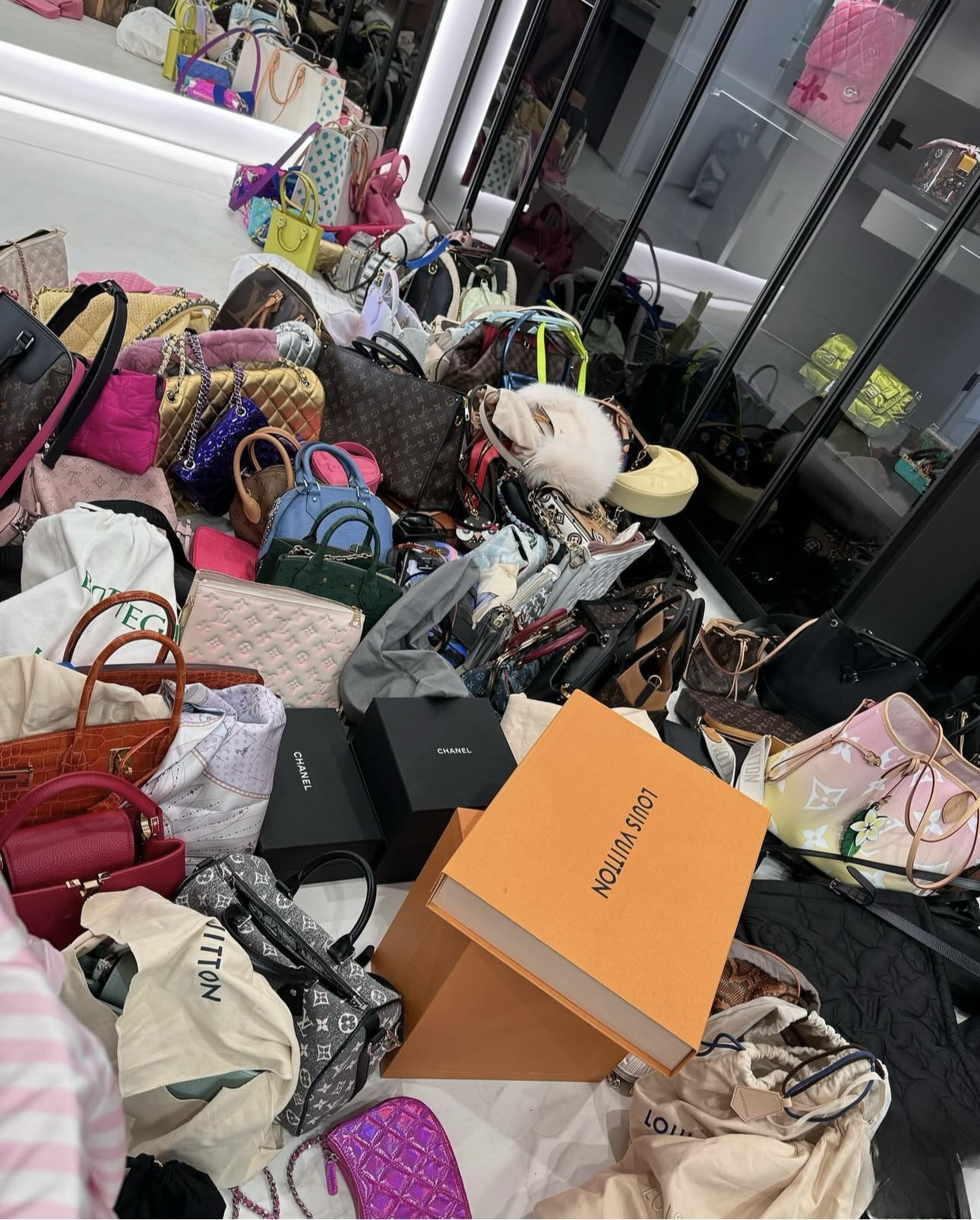 Elite Designer Bag Vendor – Premium Luxury Supplier